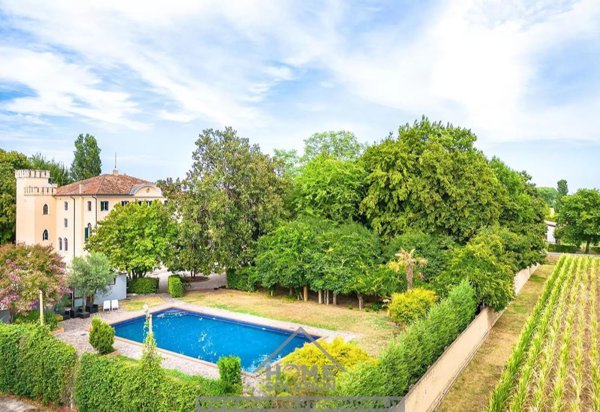 villa in vendita a Massanzago