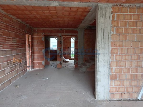 casa indipendente in vendita a Massanzago in zona Zeminiana