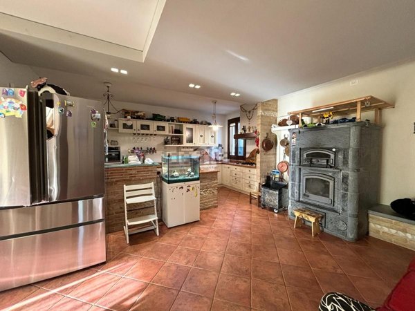 casa indipendente in vendita a Massanzago in zona San Dono
