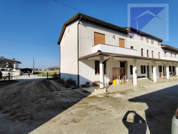 casa indipendente in vendita a Massanzago in zona San Dono