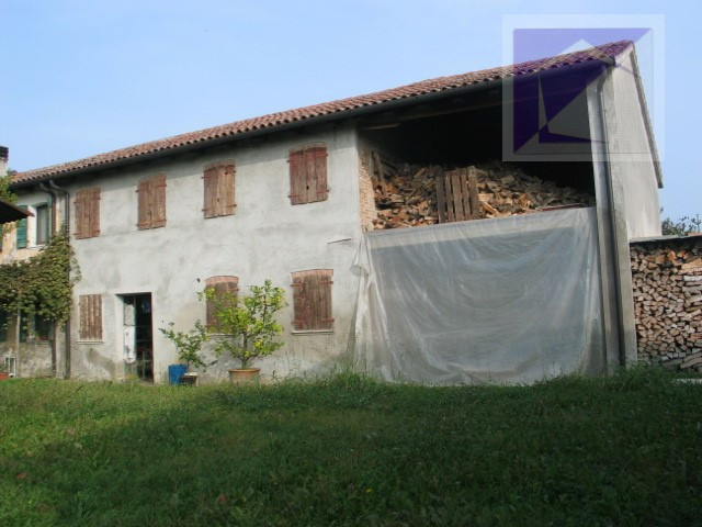 casale in vendita a Massanzago in zona San Dono