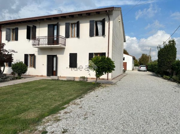 appartamento in vendita a Massanzago in zona San Dono