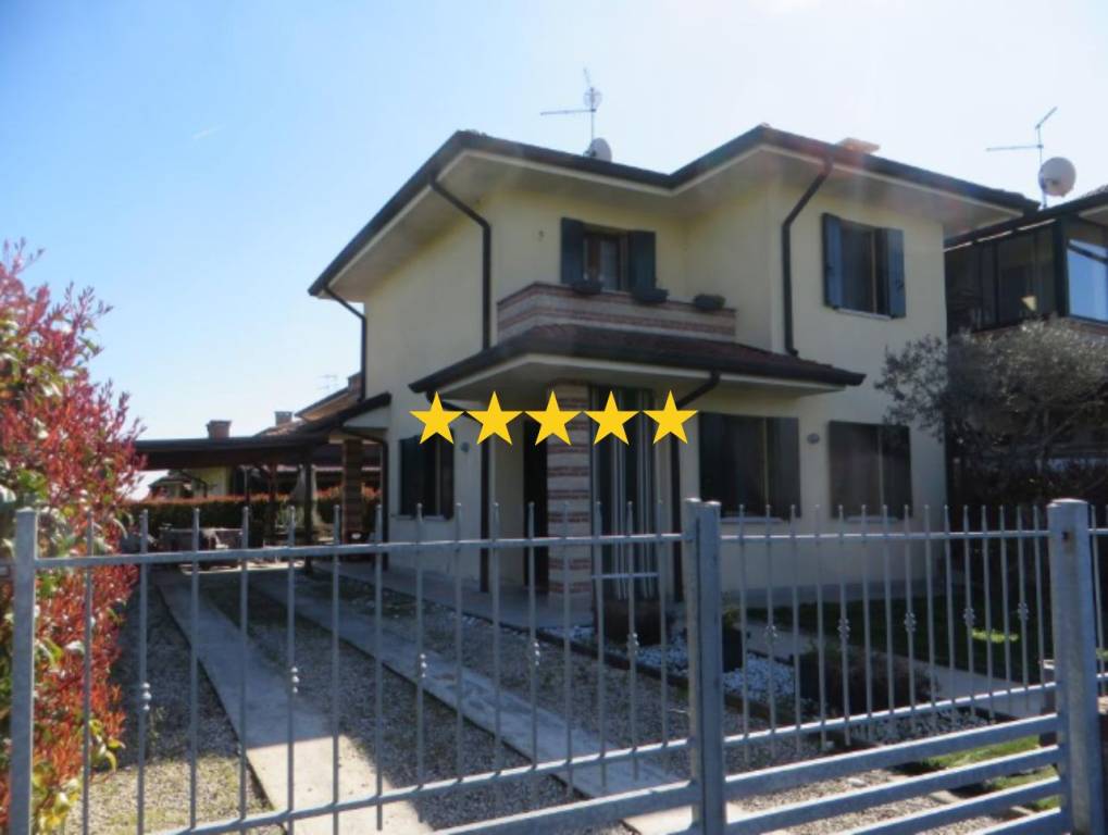 casa indipendente in vendita a Megliadino San Vitale