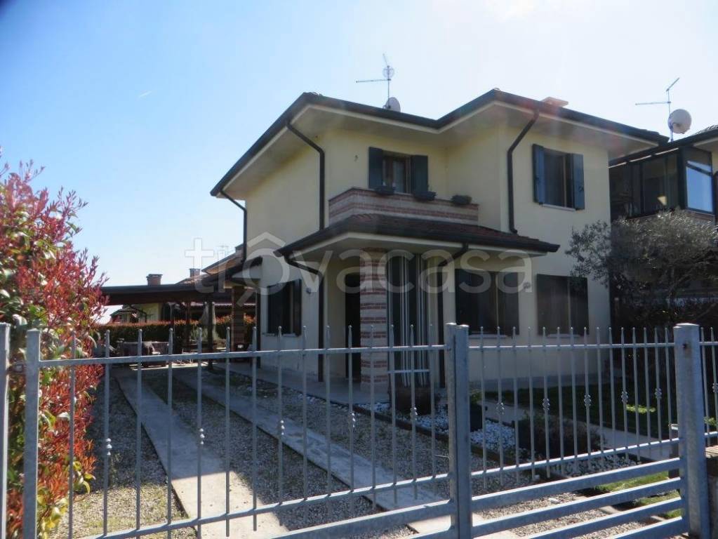 casa indipendente in vendita a Megliadino San Vitale