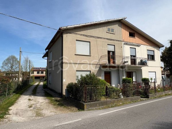 casa indipendente in vendita a Megliadino San Vitale