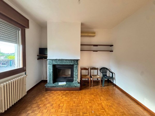 casa indipendente in vendita a Megliadino San Vitale