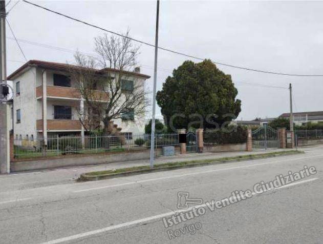 casa indipendente in vendita a Merlara