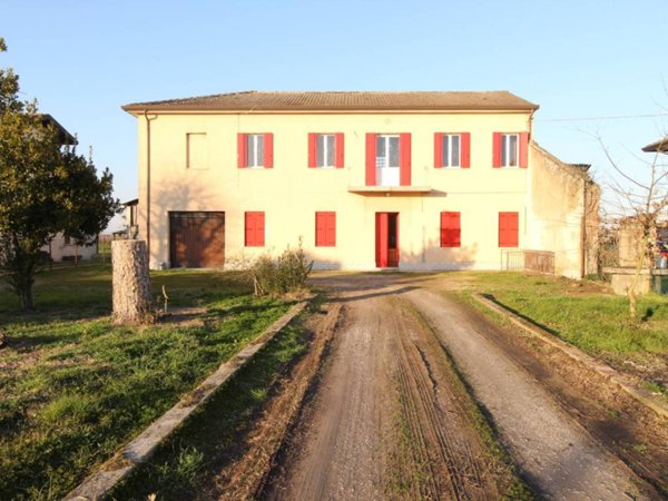 casa indipendente in vendita a Merlara