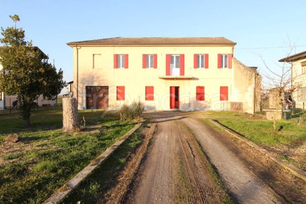 casa indipendente in vendita a Merlara
