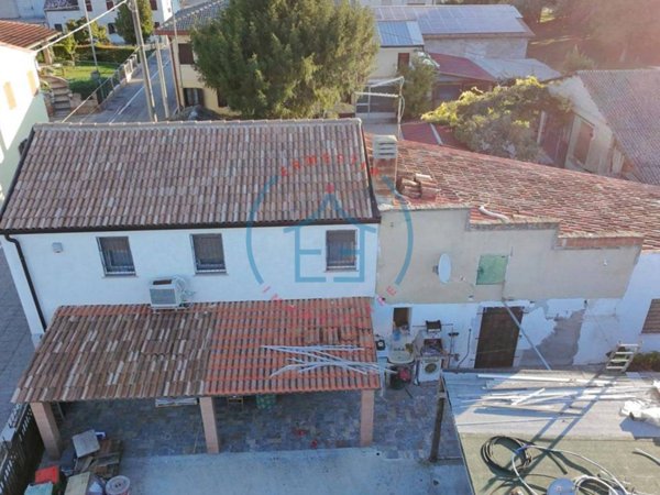 casa indipendente in vendita a Merlara