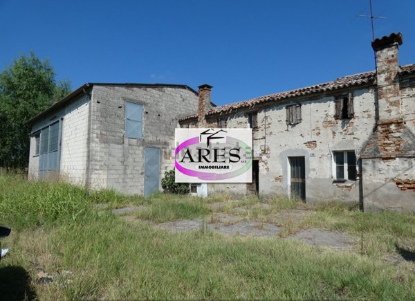 casale in vendita a Merlara