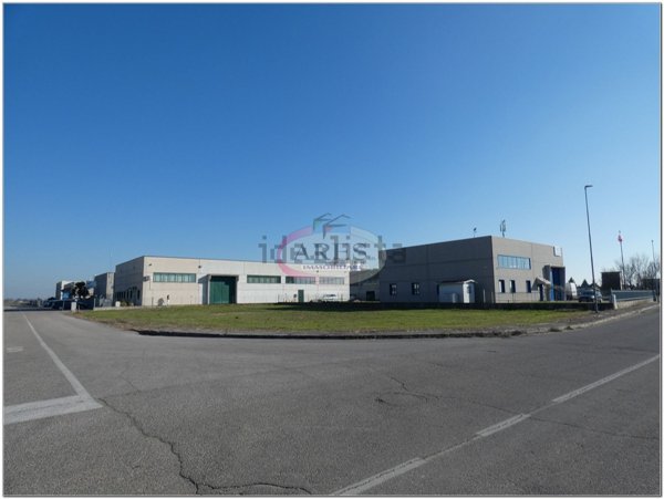 terreno edificabile in vendita a Merlara