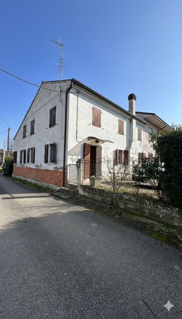 casa indipendente in vendita a Merlara