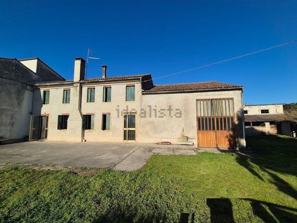 casa indipendente in vendita a Merlara