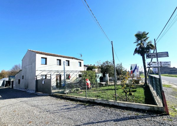 casa indipendente in vendita a Merlara