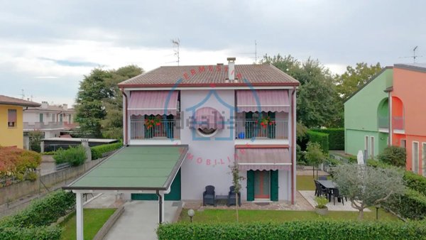 casa indipendente in vendita a Merlara