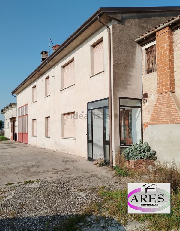 casa indipendente in vendita a Merlara