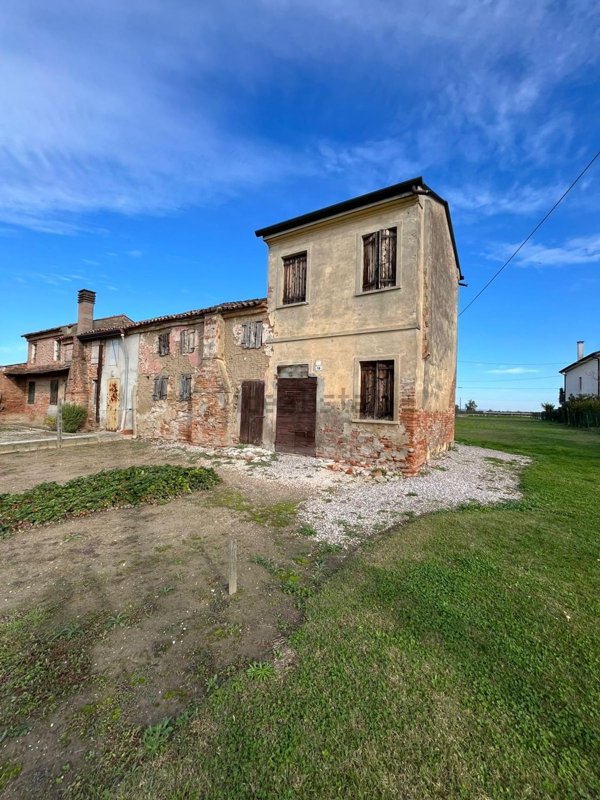 casa indipendente in vendita a Merlara