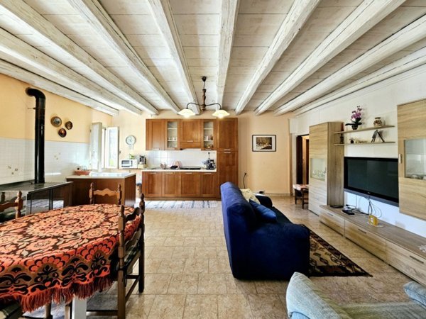 casa indipendente in vendita a Merlara