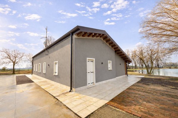 casa indipendente in vendita a Merlara