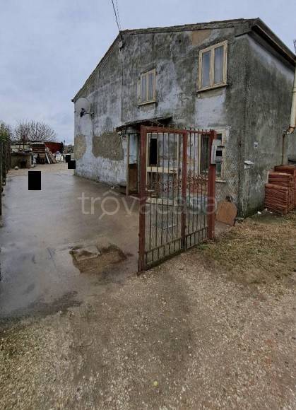casa indipendente in vendita a Merlara