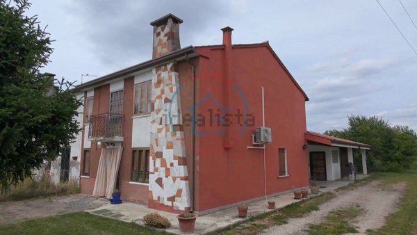 casa indipendente in vendita a Merlara