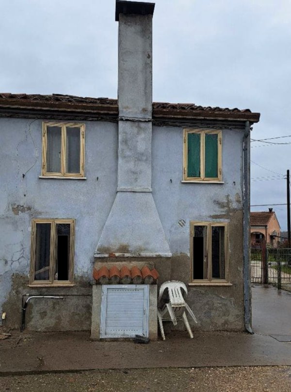 casa indipendente in vendita a Merlara