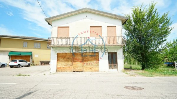 casa indipendente in vendita a Merlara