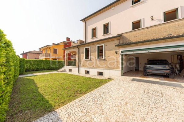 casa indipendente in vendita a Mestrino