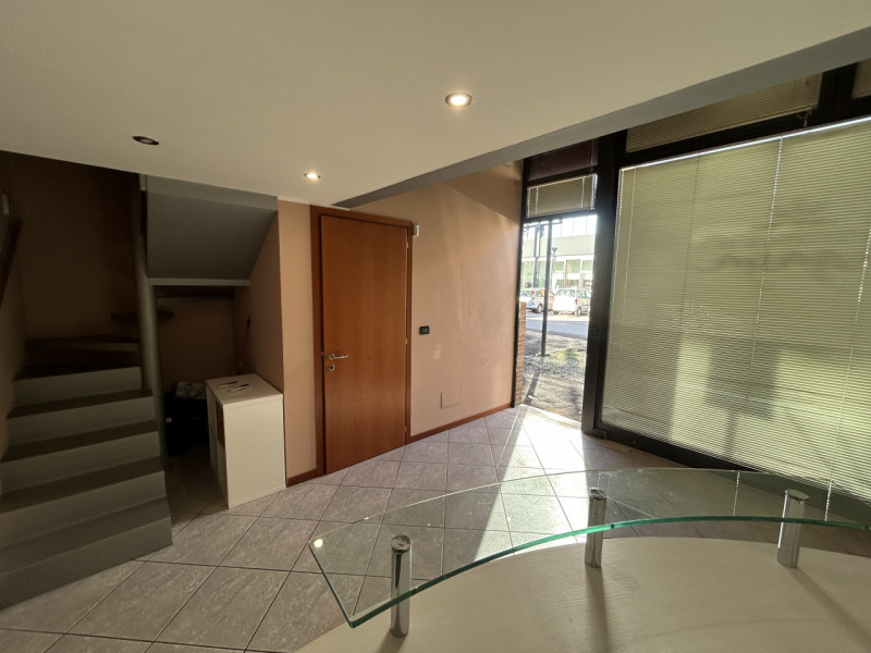 negozio in vendita a Mestrino