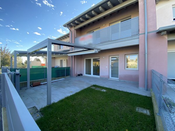 casa indipendente in vendita a Mestrino in zona Lissaro