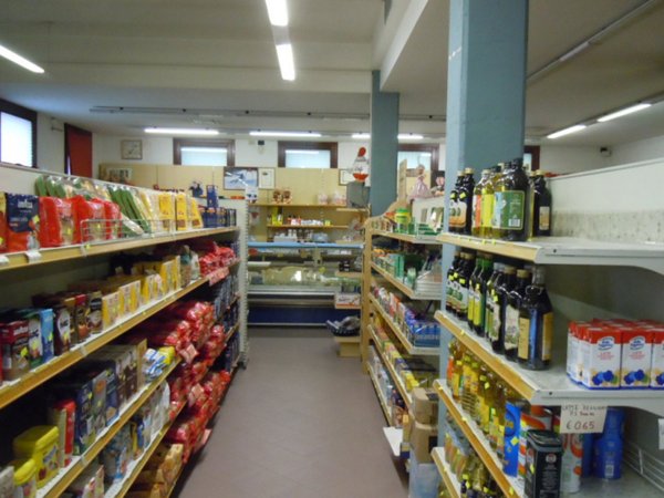 negozio in vendita a Mestrino in zona Arlesega