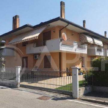appartamento in vendita a Mestrino in zona Arlesega