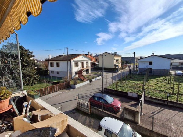 casa indipendente in vendita a Mestrino