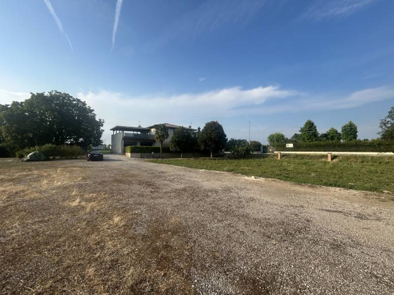 casa indipendente in vendita a Mestrino in zona Lissaro