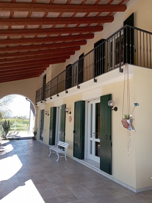 casa indipendente in vendita a Mestrino in zona Lissaro