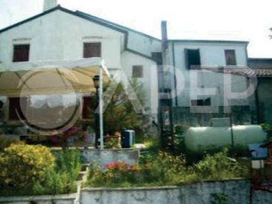 locale di sgombero in vendita a Mestrino in zona Arlesega