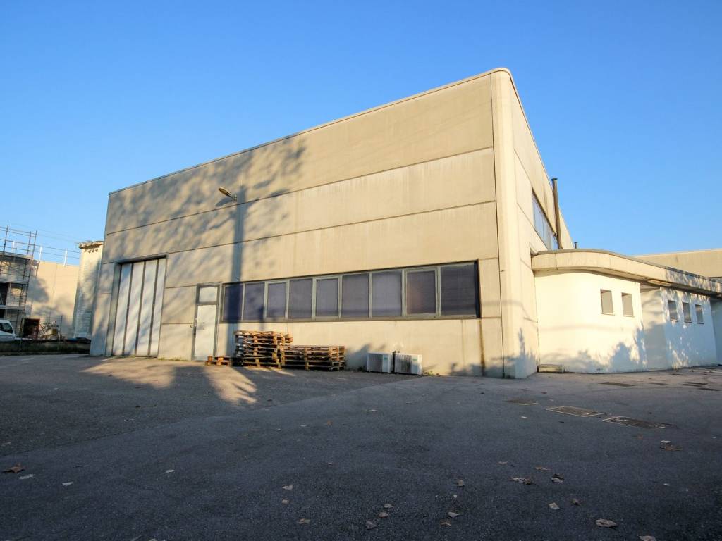 negozio in vendita a Mestrino