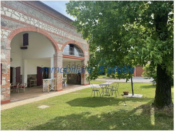 appartamento in vendita a Mestrino in zona Lissaro