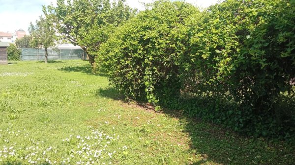 terreno edificabile in vendita a Mestrino