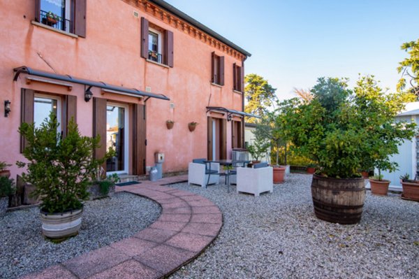 casa indipendente in vendita a Mestrino in zona Arlesega