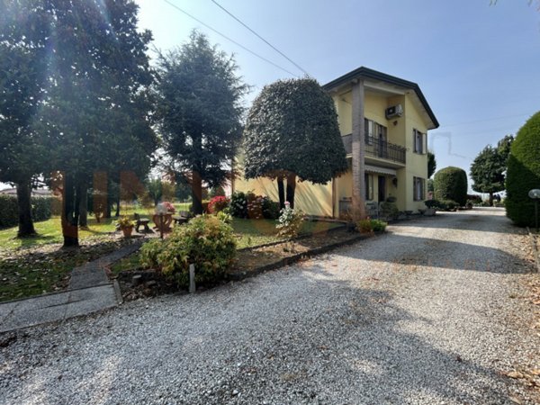 casa indipendente in vendita a Mestrino