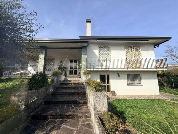 casa indipendente in vendita a Mestrino