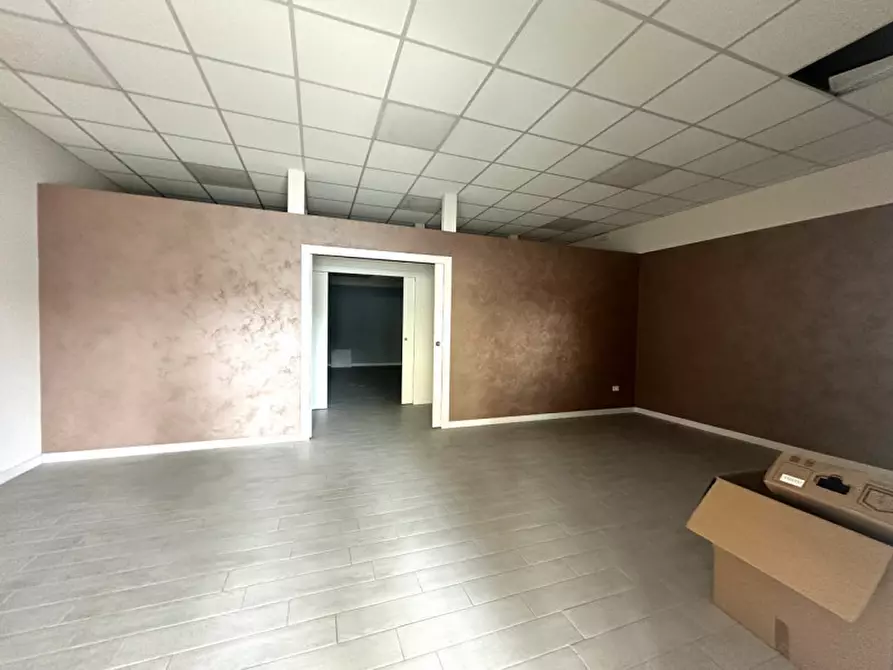 negozio in vendita a Mestrino