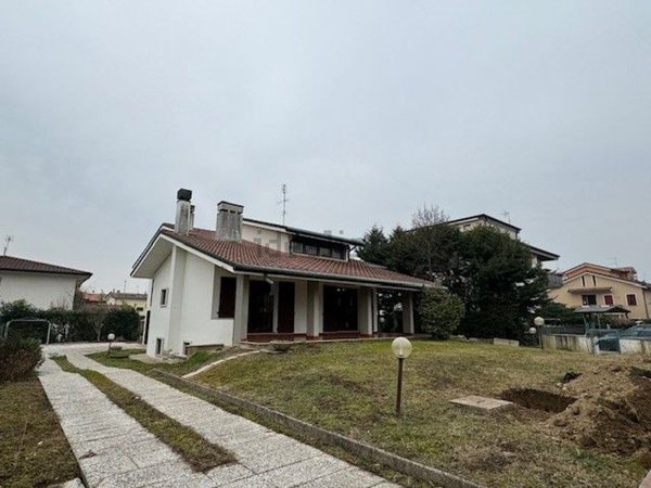 casa indipendente in vendita a Mestrino