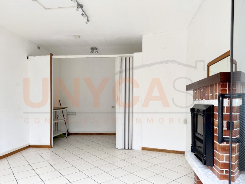 negozio in vendita a Mestrino in zona Arlesega