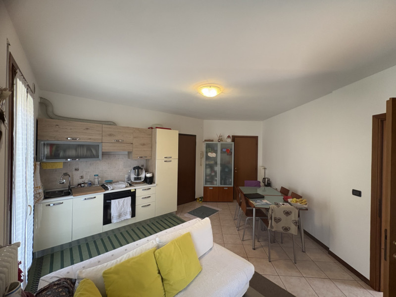 appartamento in vendita a Mestrino in zona Lissaro