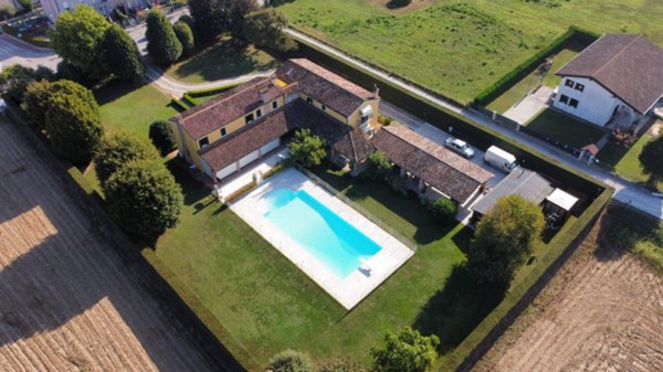 casa indipendente in vendita a Mestrino