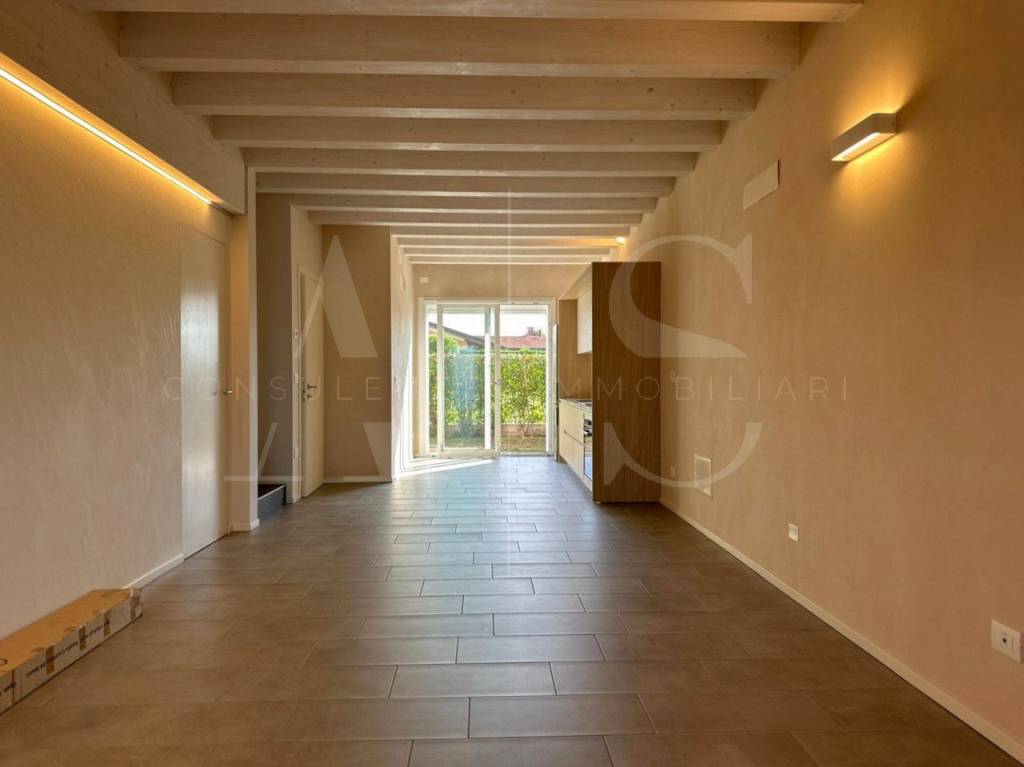 casa indipendente in vendita a Mestrino in zona Lissaro