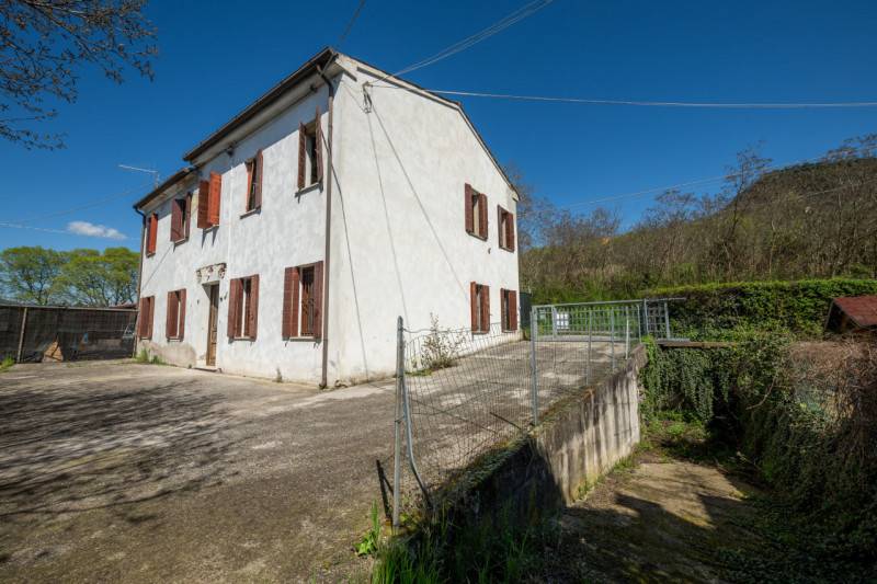 casa indipendente in vendita a Monselice